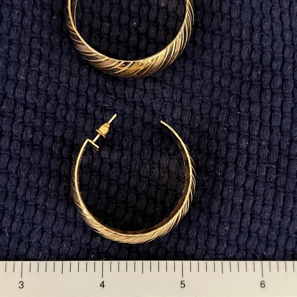 Pinstripe Gold Tone Hoops - Picture 3 of 3